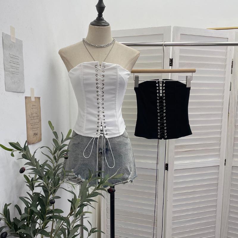 Spicy Girl Strapless Waist-Cinching Crop Top with Anti-Slip Design and Cutout Details (Style 2829)