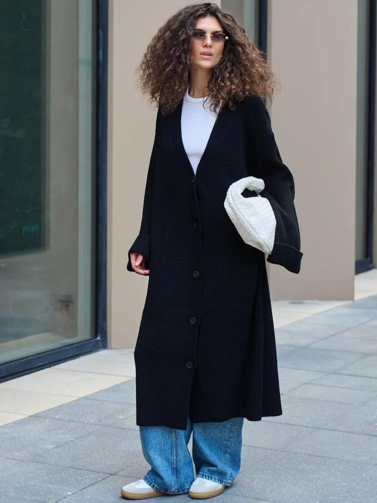 Europe, America autumn and winter women's clothing extended cardigan knitted sweater solid color casual loose jacket sweater