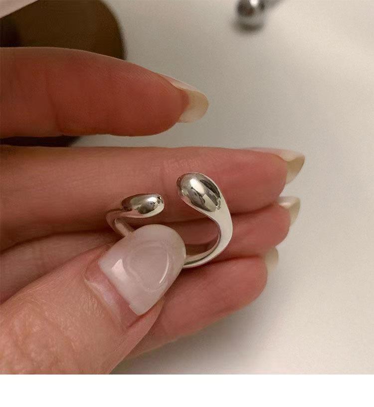 Niche Retro Geometric Ring for Women - Summer Korean Style, Versatile Vertical Stripes Index Finger Accessory
