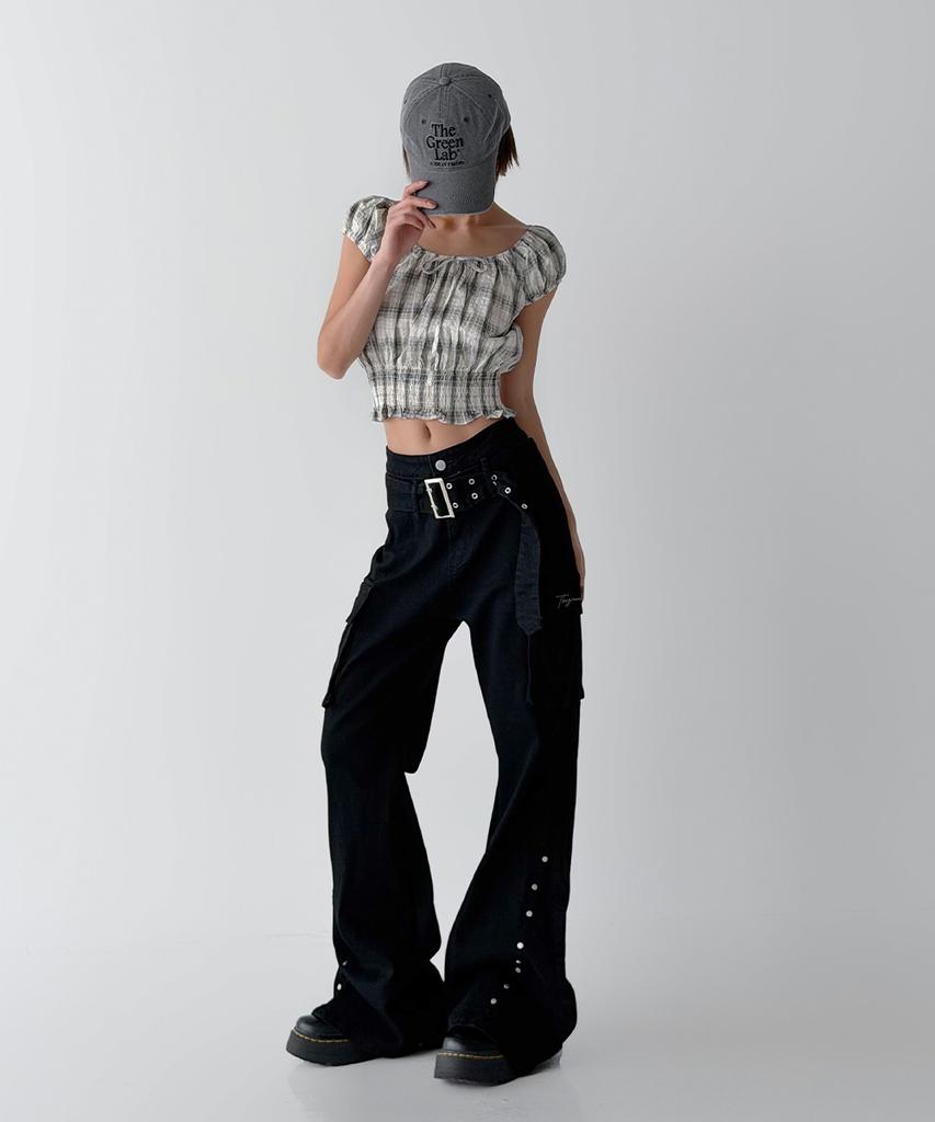THE GREEN LAB Studded Belt Bootcut Cargo Pants [Black]