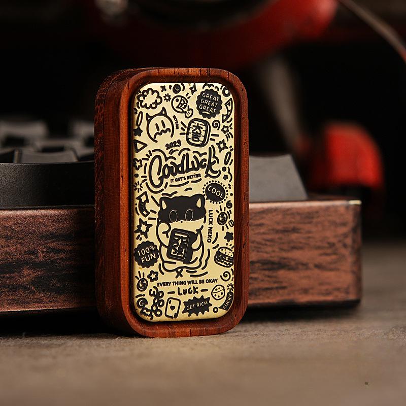 

Wood Magnetic Push Card Pushing Plate Mechanical Slider Haptic Coin Edc Stress Relief Toy Antistresse Stress-Relieving Anxiety
