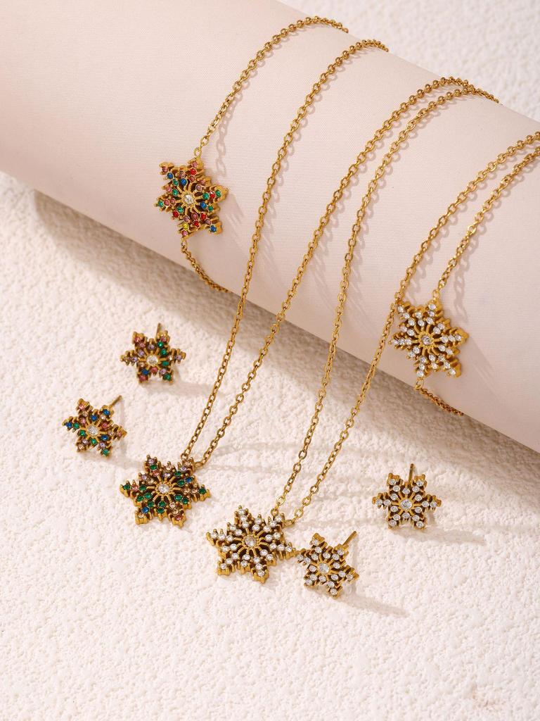 Mi Duoduo Christmas Zircon Snowflake Pendant Necklace - Titanium Steel, Non-Fading Jewelry for Women.
