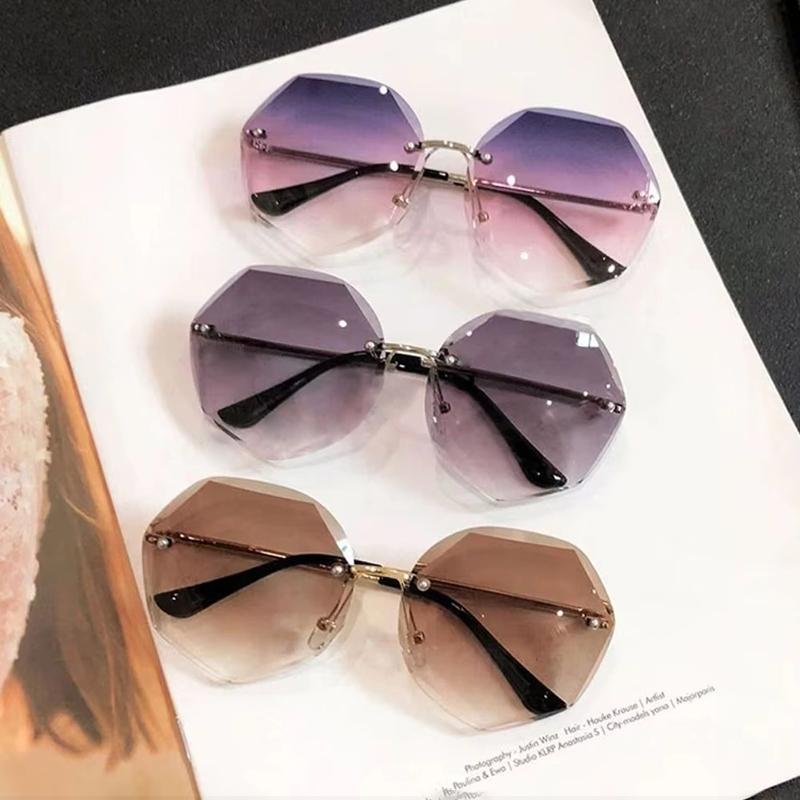 Punk Gradient Sunglasses Frameless Large Frame Beach Sun Glasses Travel Accessories Driving Glasses for Women Man