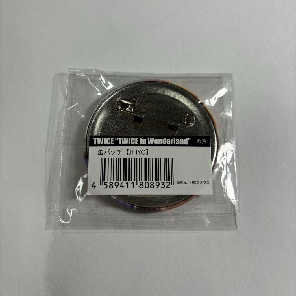 [USED] TWICE Jihyo Wonderland Acrylic Stand Can Badge Acrylic Stand