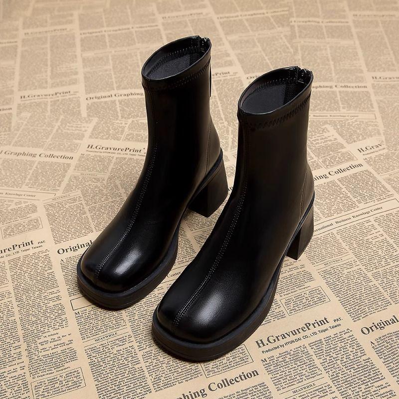 Soft leather high-heeled waterproof table Martin boots for children, autumn and winter 2025 new thick-heeled small ankle boots, short boots for women
