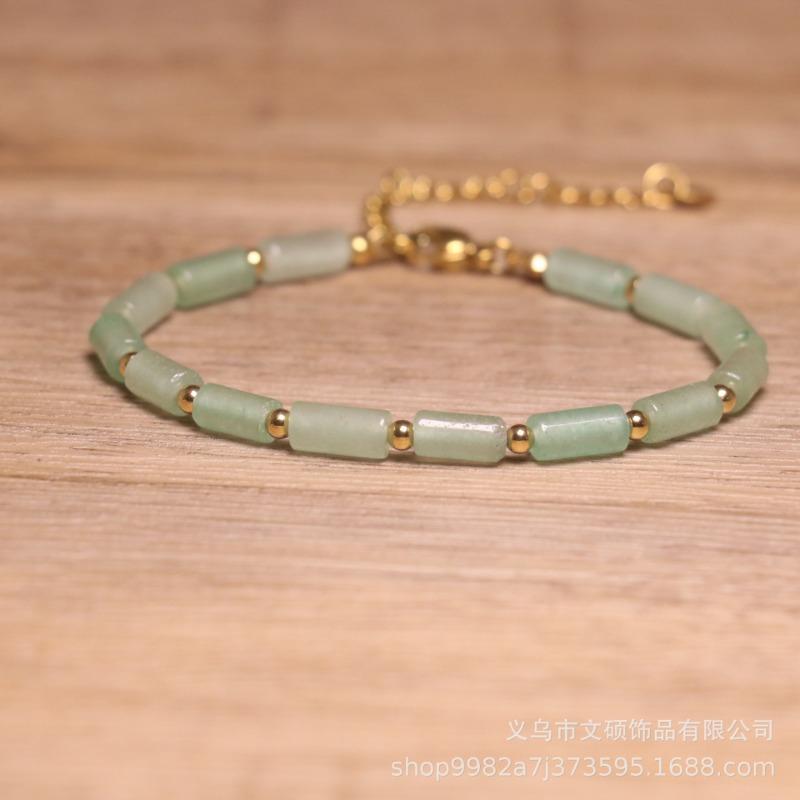 Bracciale con Perle Cilindriche di Avventurina Verde – Gioiello Delicato con Accenti Dorati, Regalo Fortuna Prosperità per Donne