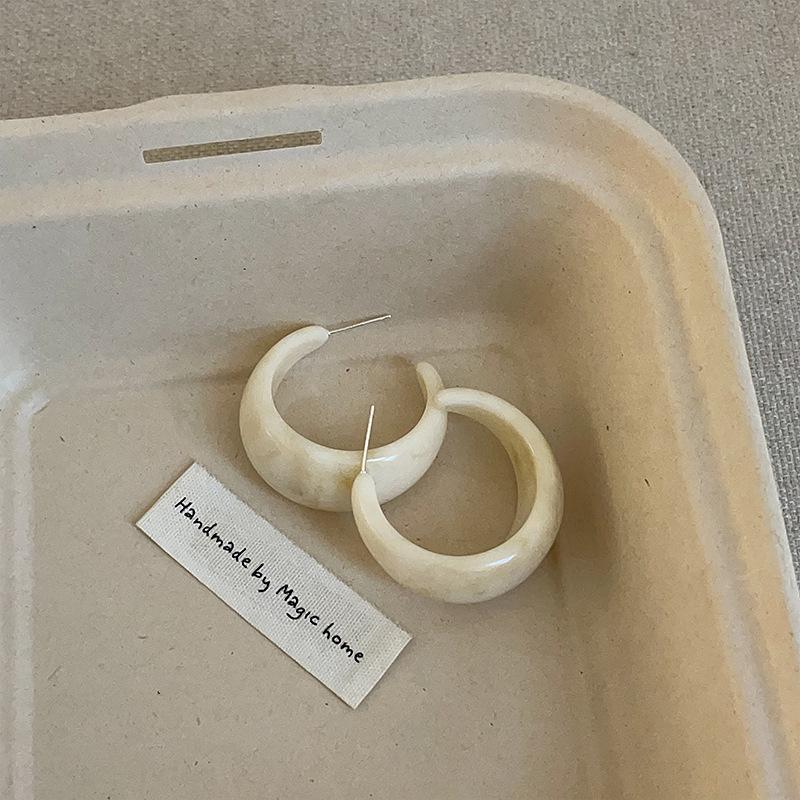 

Простые и продвинутые серьги из смолы в форме буквы С, серьги-гвоздики, женские модные универсальные серьги для поездок на работу, серьги