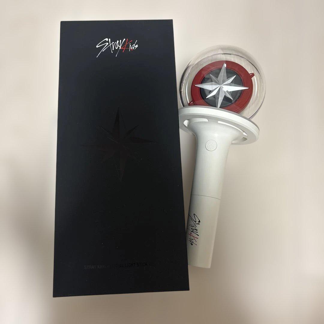 

[USED] Stray Kids penlight with original box