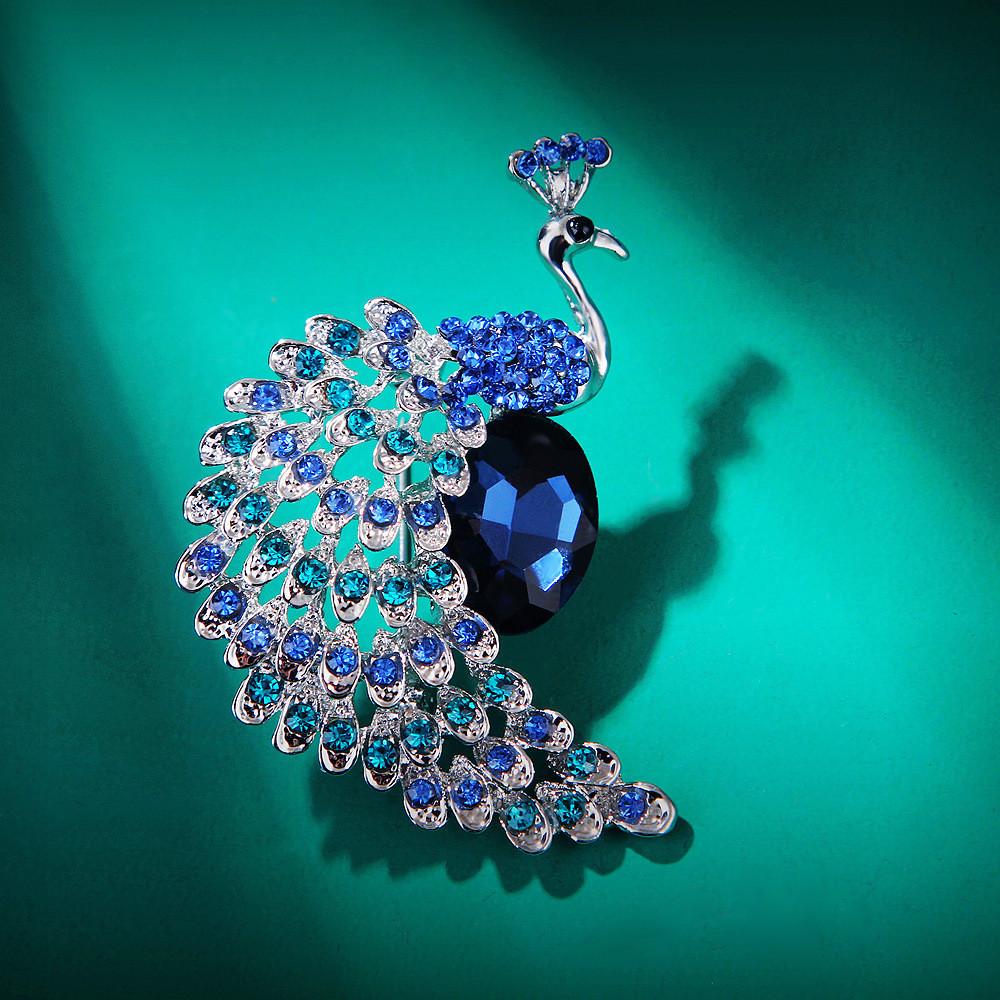 Retro Peacock Crystal Brooch With Alloy Enamel Pin For Women And Men