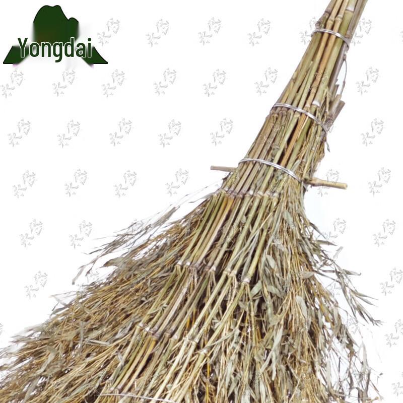 Yongdai Heavy-Duty Wooden Outdoor Broom