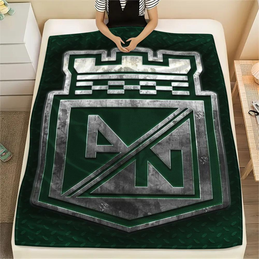 1PC Atlético Nacional Print Flannel Blanket, High quality Comfortable for All Seasons, Home Decor, Warmth and Comfort, Perfect for Christmas Gifts