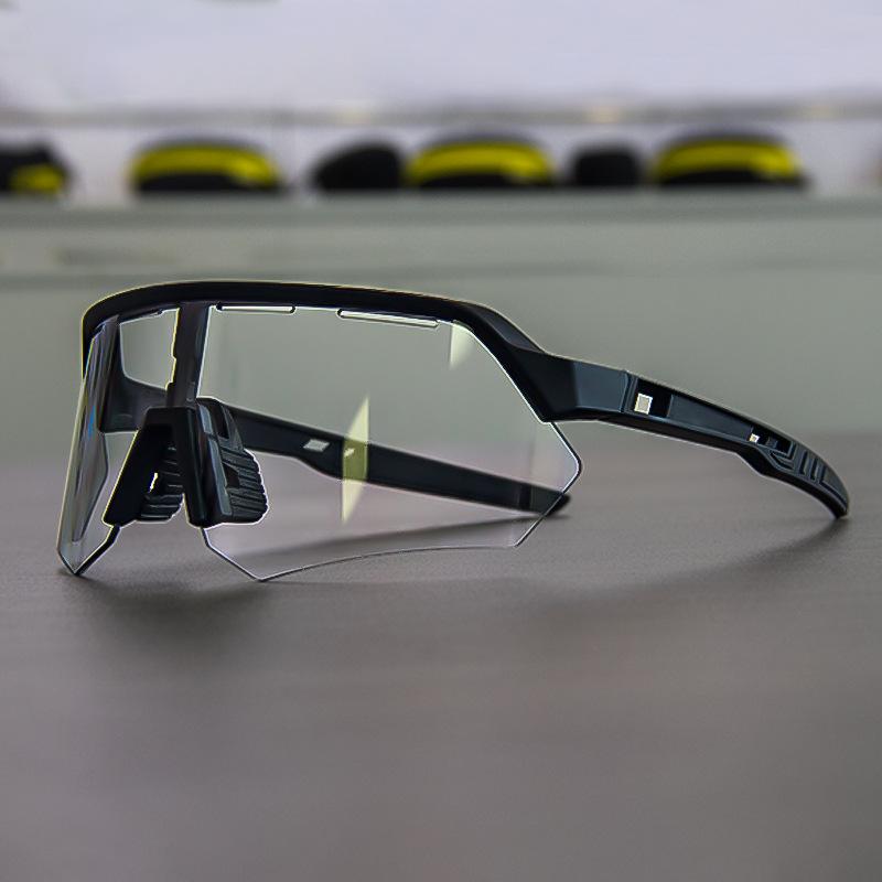Lunettes de sport à changement de couleur pour la randonnée et l'alpinisme, le cyclisme en extérieur, lunettes de soleil coupe-vent, anti-poussière et anti-éblouissement pour hommes et femmes