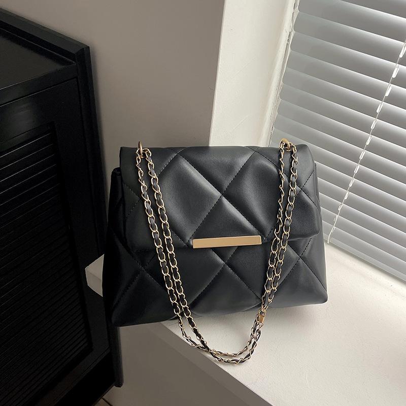 

Rhombus embroidery thread chain bag women s 2025 new Xiaoxiangfeng spring and autumn simple portable casual fashion messenger bag чёрный