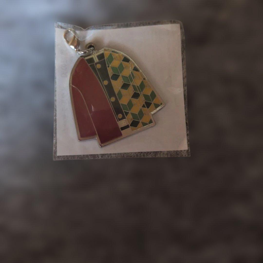 [USED] Demon Slayer: Kimetsu no Yaiba Metal Charm - Demon Slayer: Kimetsu no Yaiba/Giyu Tomioka Aniplex Bonus Item