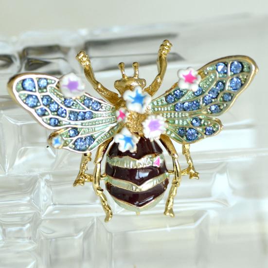 Retro Brooch Bee Design Zinc Alloy Pin with Rhinestone Inlay Hand-Painted Enamel Glaze Suits Coats Sweaters Clothing Badge