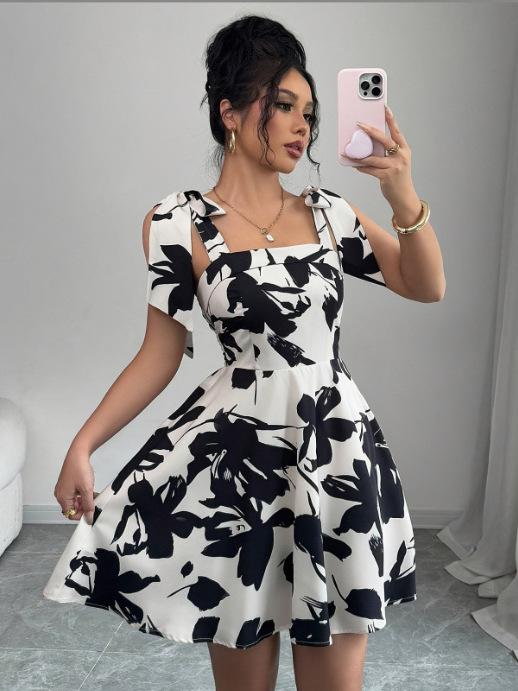 2026 European and American women's clothing explosive summer new French sleeveless printing temperament dress
