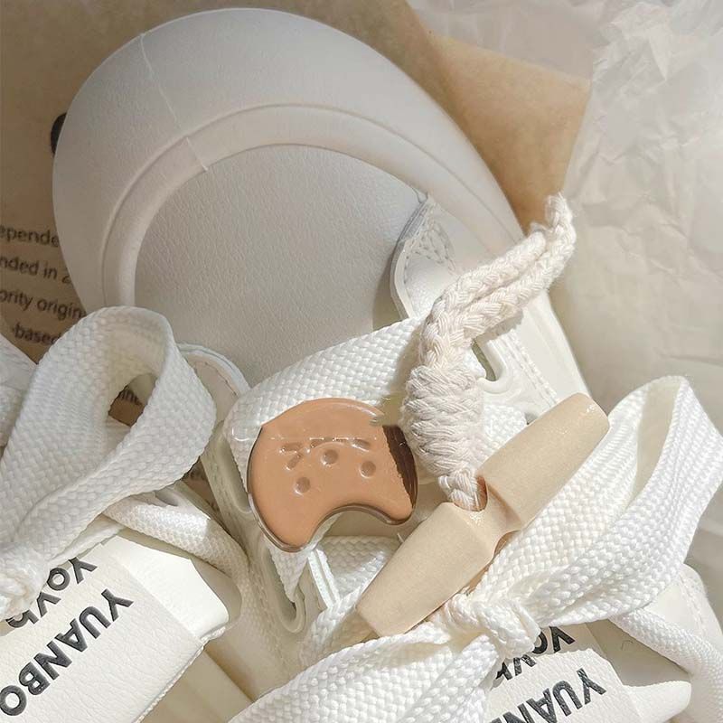 Milk Tea Ugly Cute Platform Big Head Shoes Women's 2025 Autumn New Versatile Niche Ins Casual Bread Little White Board Shoes