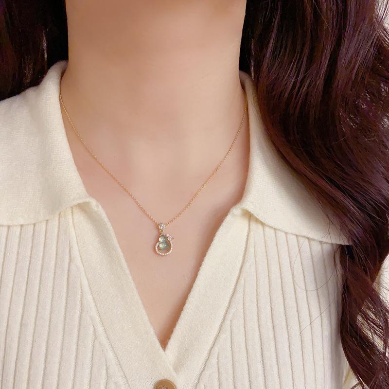 Gold Jade Gourd Pendant Necklace – CZ Crystal Embellished Lucky Jewelry, Elegant Chinese Style Gift for Women