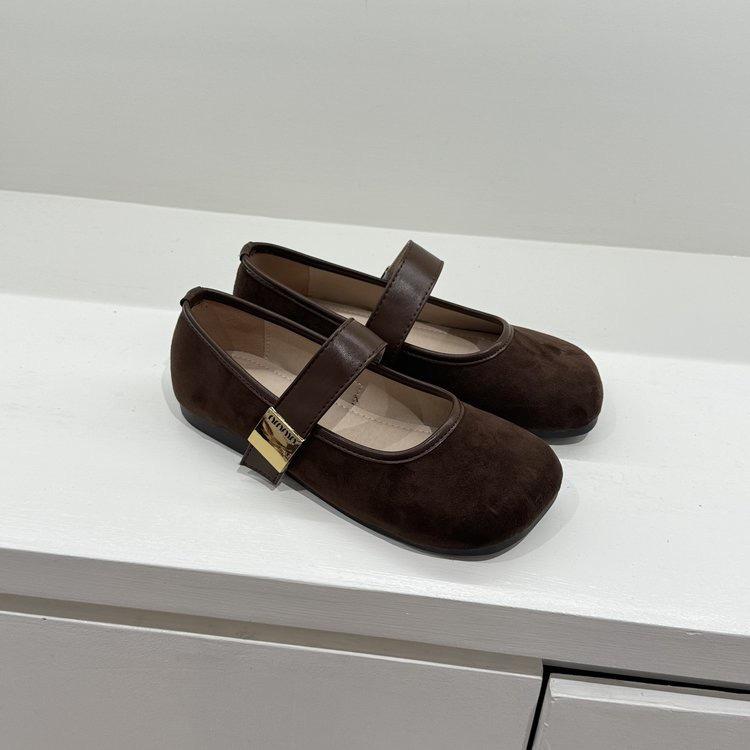 2025 new small single shoes show thin round head Mary Jane shoes versatile spring and summer soft sole word belt Korean women's shoes fashion