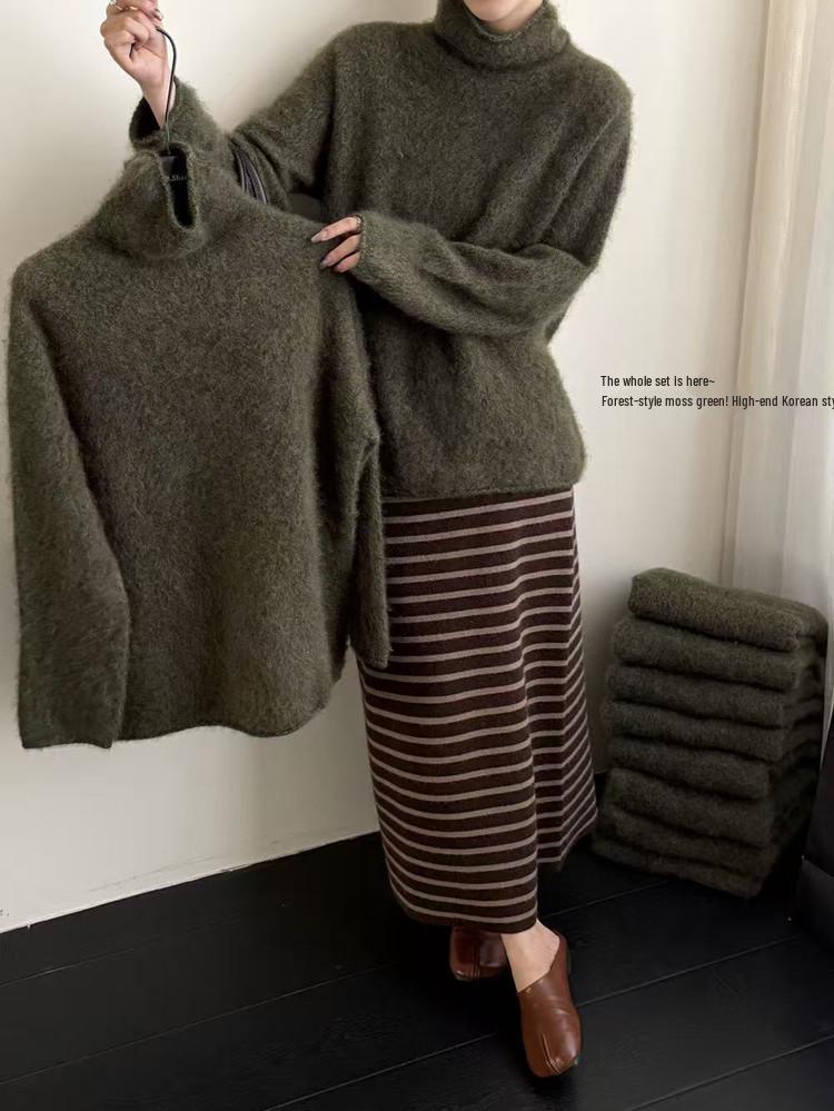 Women's 2025 Wool Turtleneck Sweater - Thick, Plush Fleece, High Neck Base Layer for Autumn & Winter