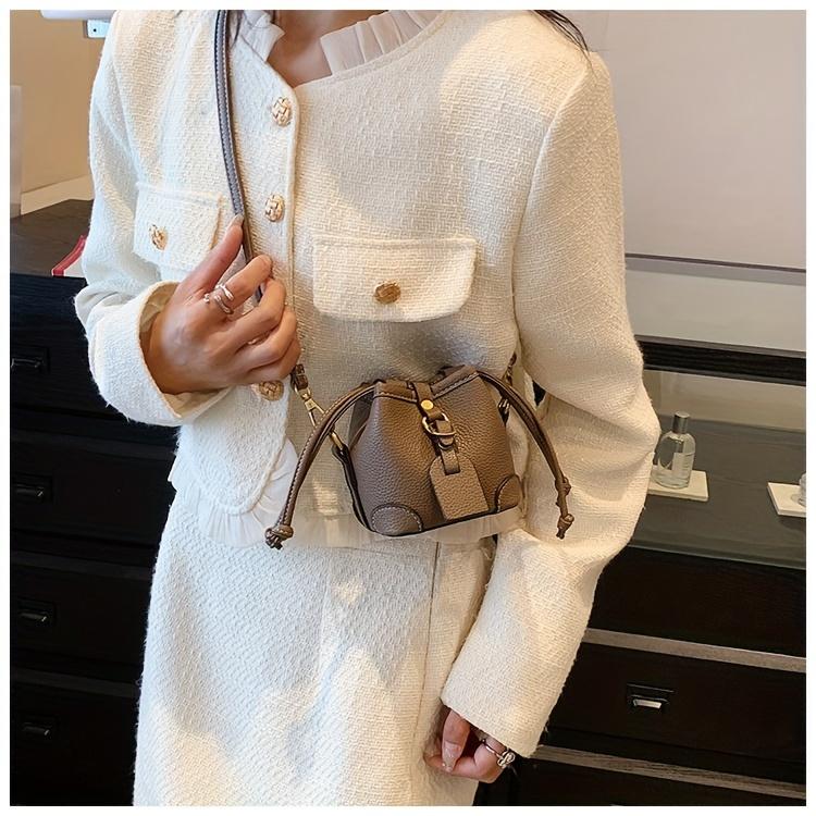 Trendy Color Block Mini Bucket Bag For Girls Cute PU Leather Crossbody Bag Lightweight Drawstring Shoulder Bag For School Parties