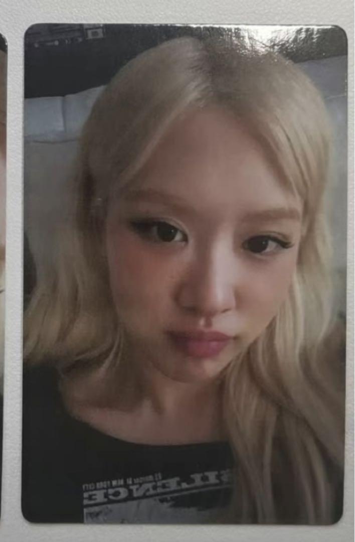 

[Б/У] BLACKPINK Розэ Малайзия Поп-ап Торговая карточка