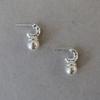MIDNIGHT MOMENT half hoop pearl earring - silver
