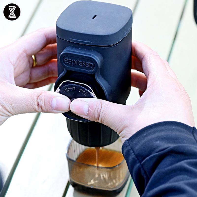 Italian Hand Press Espresso Machine - 19-Bar Outdoor Capsule Coffee Maker