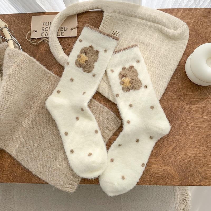 Plush Socks for Women In Autumn and Winter, Coral Fleece Postpartum Socks, Thickened Warm and Cute Heating Socks, Floor Sleeping Socks