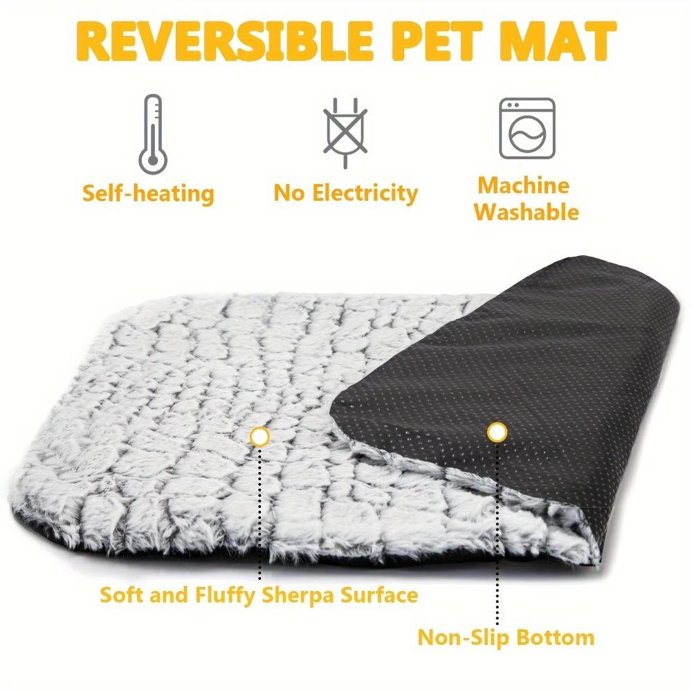 Washable Self Heating Pet Pad Soft Winter Thermal Blanket Pet Heating Pad  for Indoor Outdoor