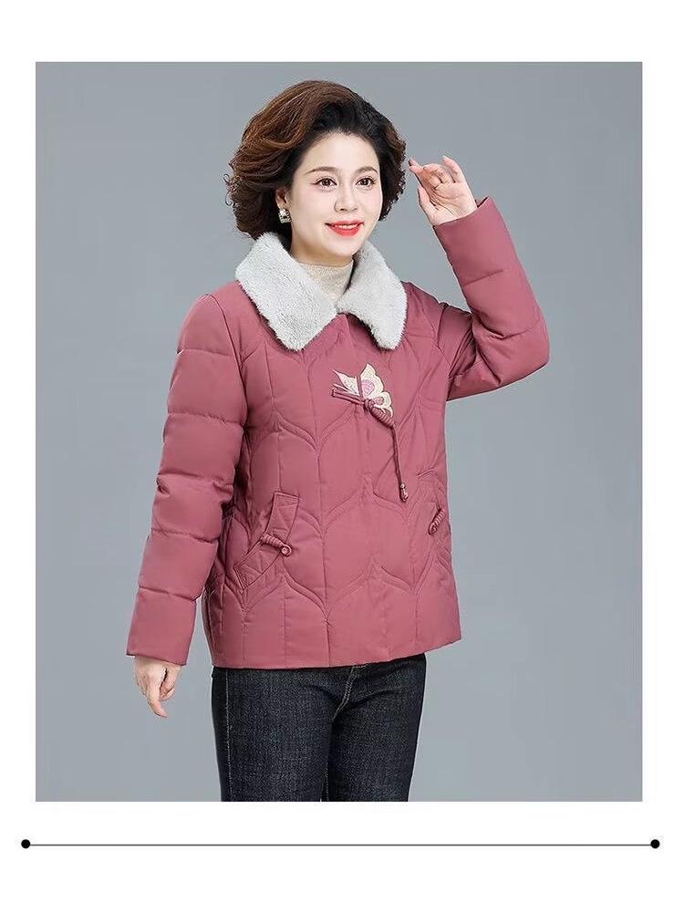 Middle-Aged Women's Winter Coat: Velvet Lined, Thick Cotton Jacket for Elderly, New Style Autumn/Winter Clothing.