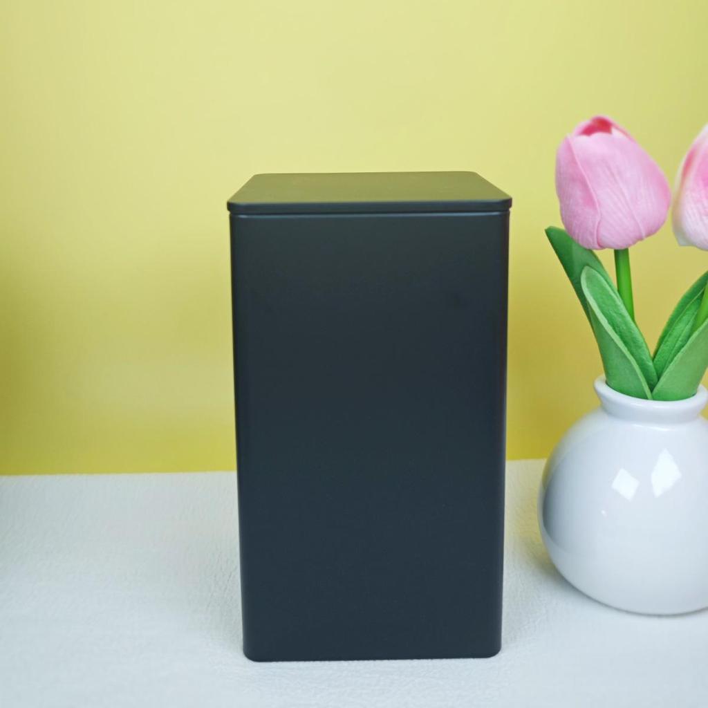 Elegant Bamboo & Wood Lid Tea Caddy, Tinplate Storage Box, Moisture-Proof Sealed Jar for Coffee Beans & Candy.