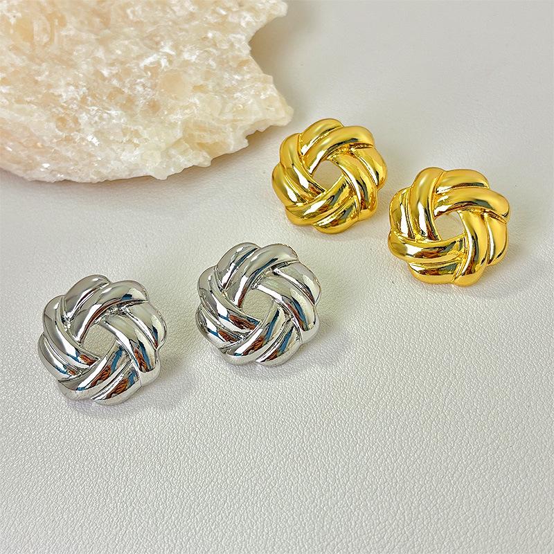 

925 Silver Twisted Striped Ear Pins - High-End Alloy Earrings золотой