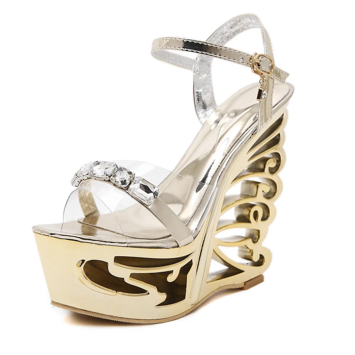 Мода Новое 2025 Лето Мода Новое Кожа Пряжка Ремешок на запястье Металлическая декоративная Водонепроницаемая Платформа Фигурный каблук Супер высокий каблук Сандалии 36 золотой 5670₽