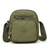 Borsa a tracolla da donna in nylon con tasche multiple