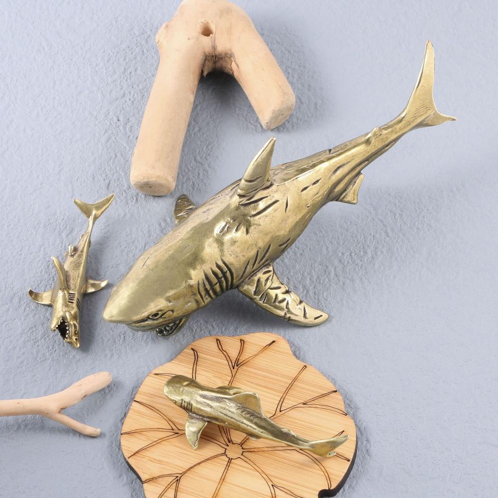 New Great White Shark Brass Figurines Antique Making Old Desk Decoration Marine Animal Statue Domineering Natural Room Decor