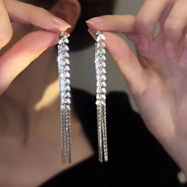S925 Silver Geometric Tassel Stud Earrings: Fashionable Korean Style, Elegant Design, Versatile for Women
