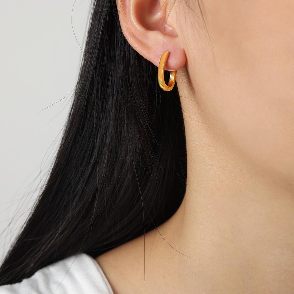 Hong Kong Minimalist U-Shape Geometric 18K Gold Plated Titanium Earrings