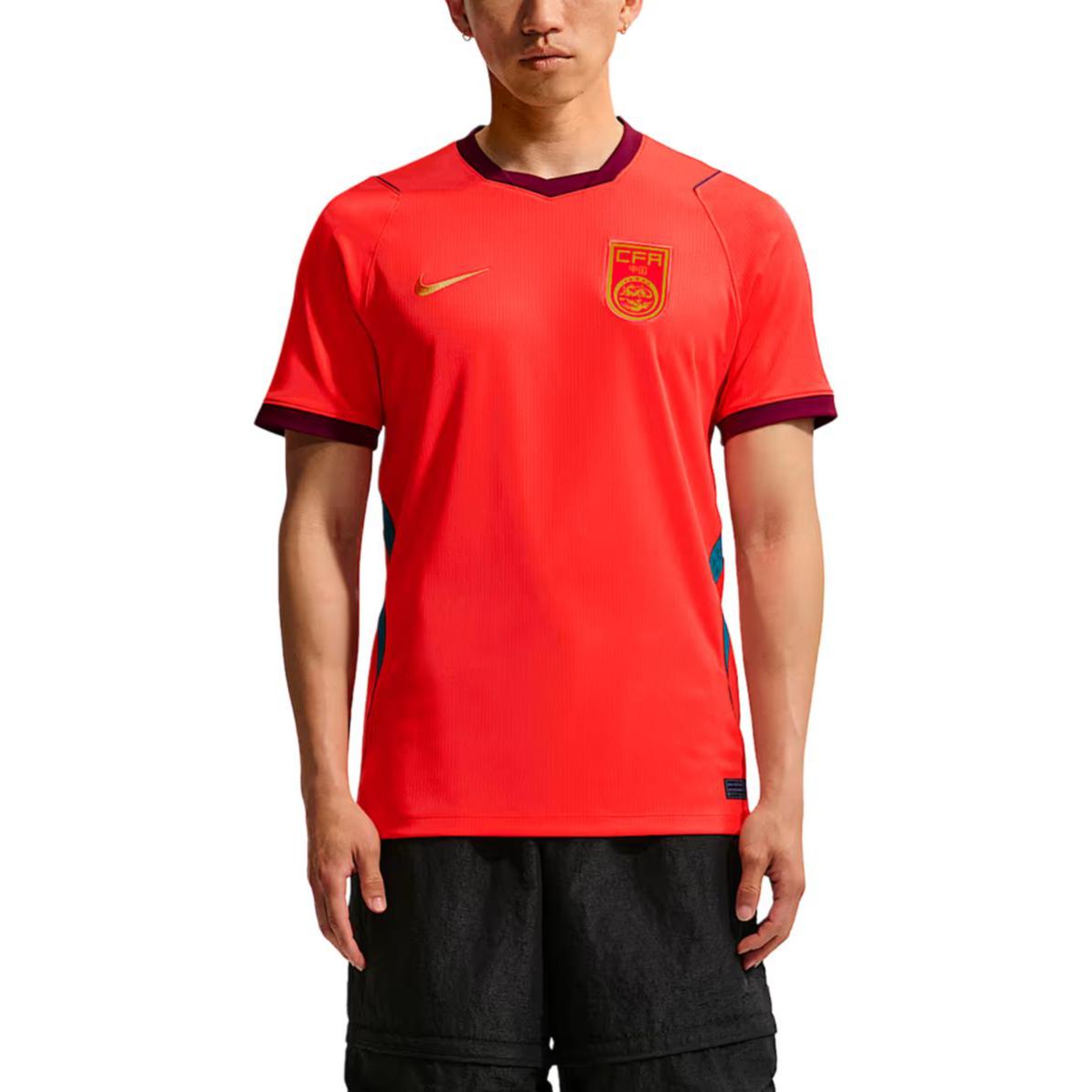 

Nike 2026 Season China Team Home Fan Version Dri-FIT Outdoor Sports Quick-Dry Short Sleeve Football Shirt Men tops IB5282-635 XL