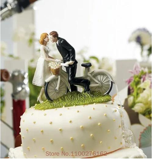 Funny Wedding Cake Toppers Dolls Romantic Bride And Groom Figurines Stand Topper Decoration Supplies Marry Resin Figurine