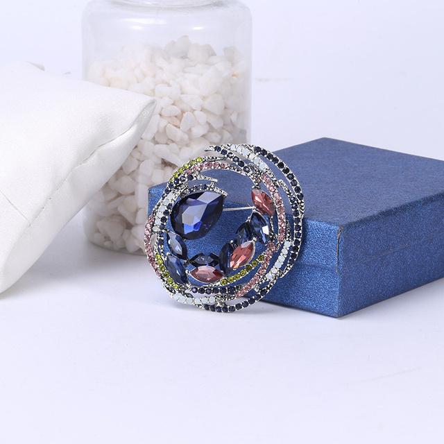 European And American Creative Bold Exaggerated Style Super Flash Rhinestone Rings Luxurious Rhinestone BroochExaggerated Finger Ring