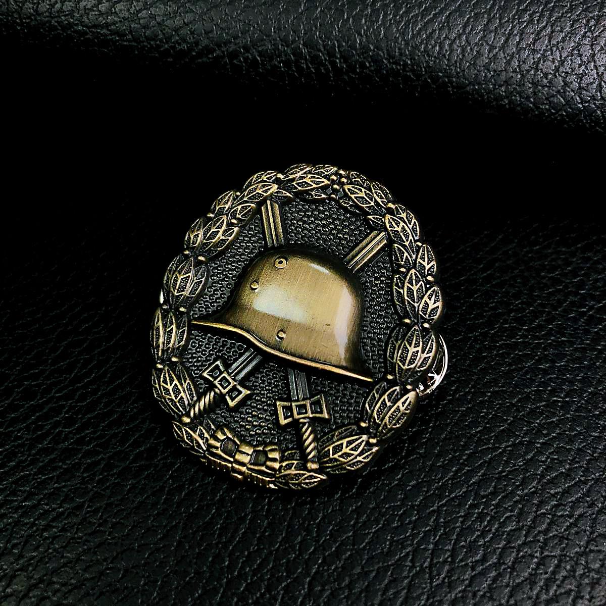 

Christmas gift, Stocking stuffers German Retro Medal, Prussian Medal, Soviet Emblem, Metal Brooch, Helmet Commemorative Medal, Badge Buckle мідний