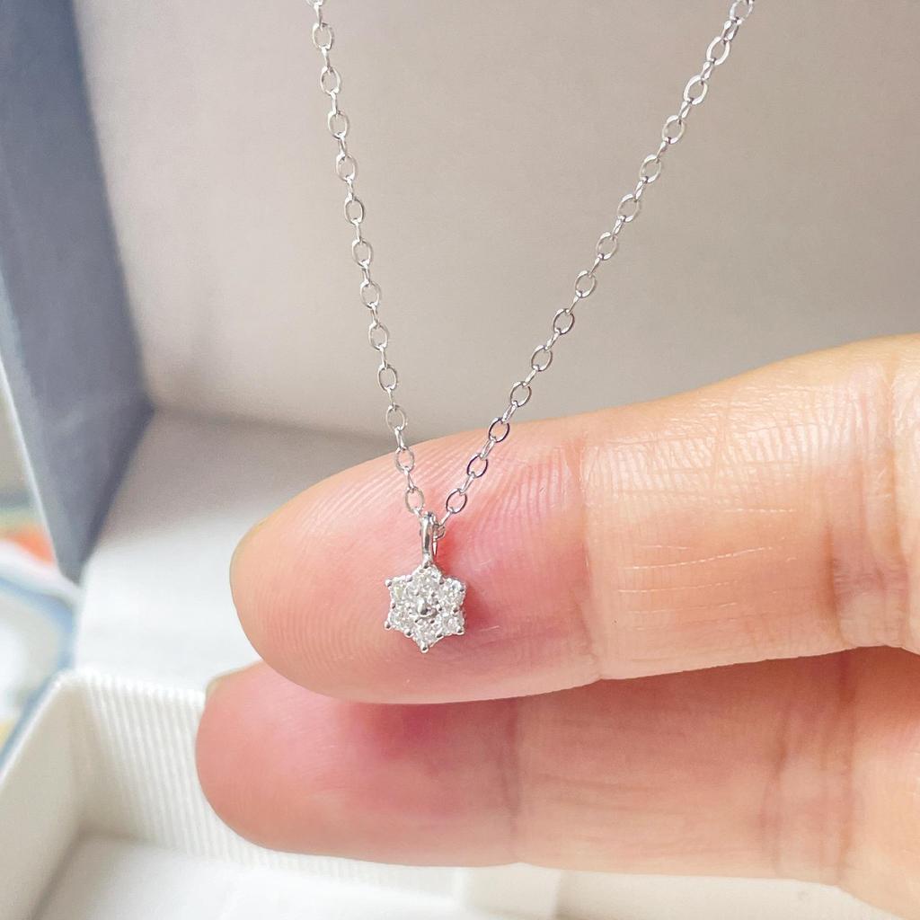14K Gold-Plated Sterling Silver Flower Pendant Necklace - Elegant Clavicle Chain Gift