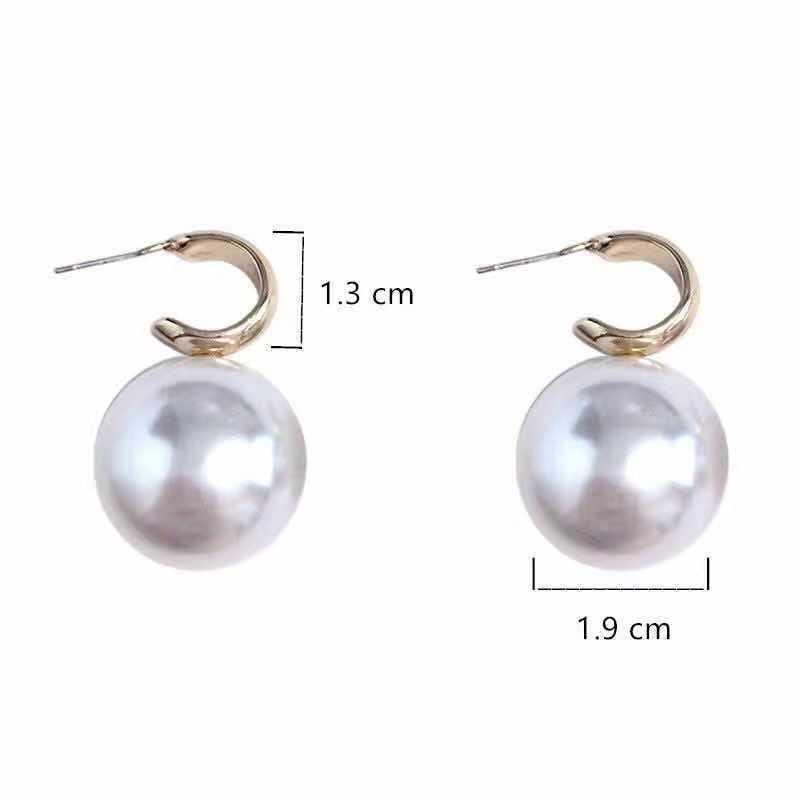 Korean Big Pearl Alloy Stud Earrings Charm Women Fashion Jewelry Party Gift