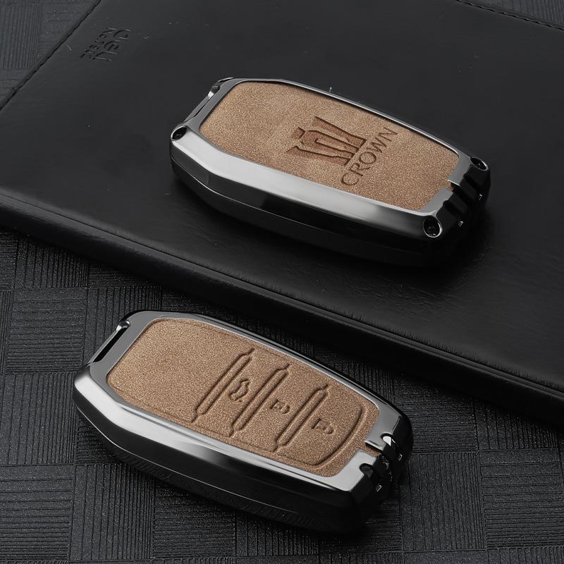Premium Metal Key Cover for Toyota Crown - High-end Car Accessory Key Shell & Buckle
