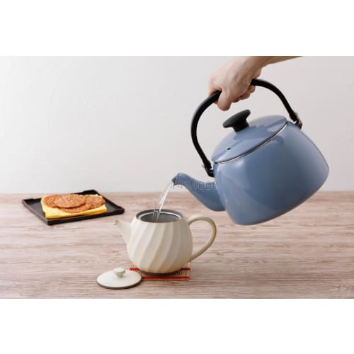 Fuji Enamel Cotton Plus Kettle, 2.5L, Ash Blue, CTP-2.5K.AB