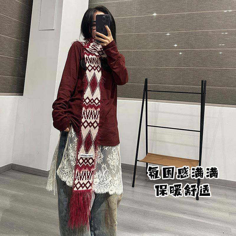 New Korean Version Ins Warm Retro Scarf Women's Autumn and Winter Versatile Fashion Student High-end Knitted Small Scarf