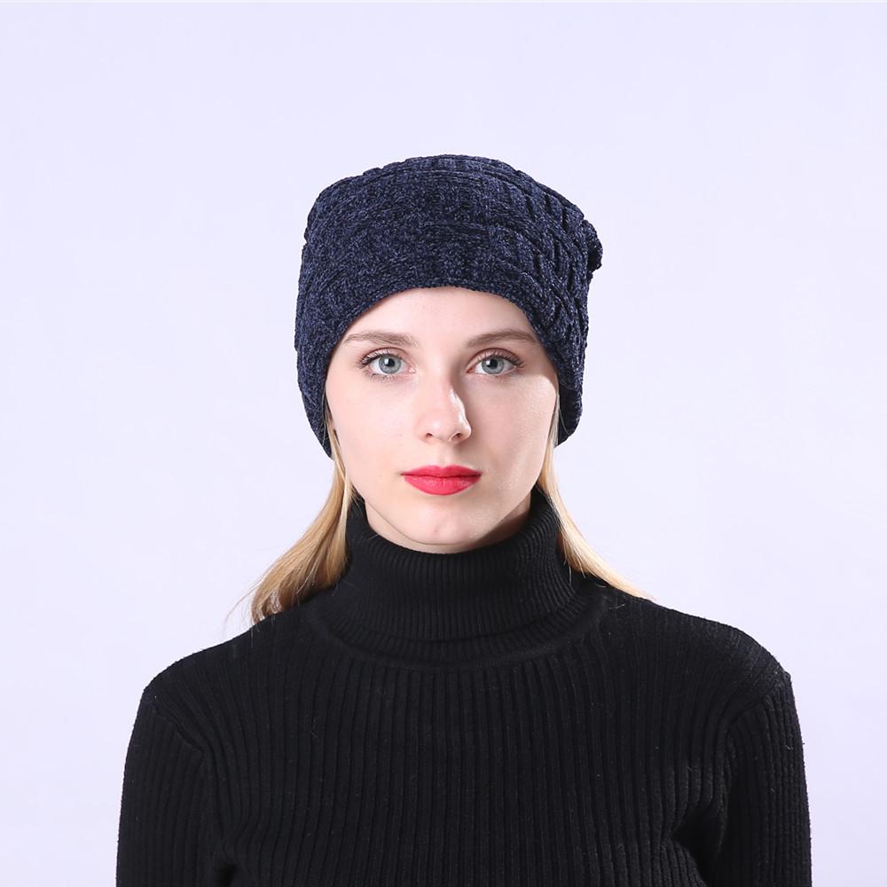 Zimní dvouvrstvý plyšový zahuštěný dámský žinylkový pulovr venkovní pletená čepice