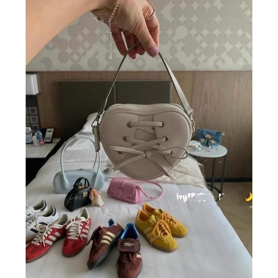 IELGY women's ballet style love handbag, bow sweet and cute shoulder messenger bag