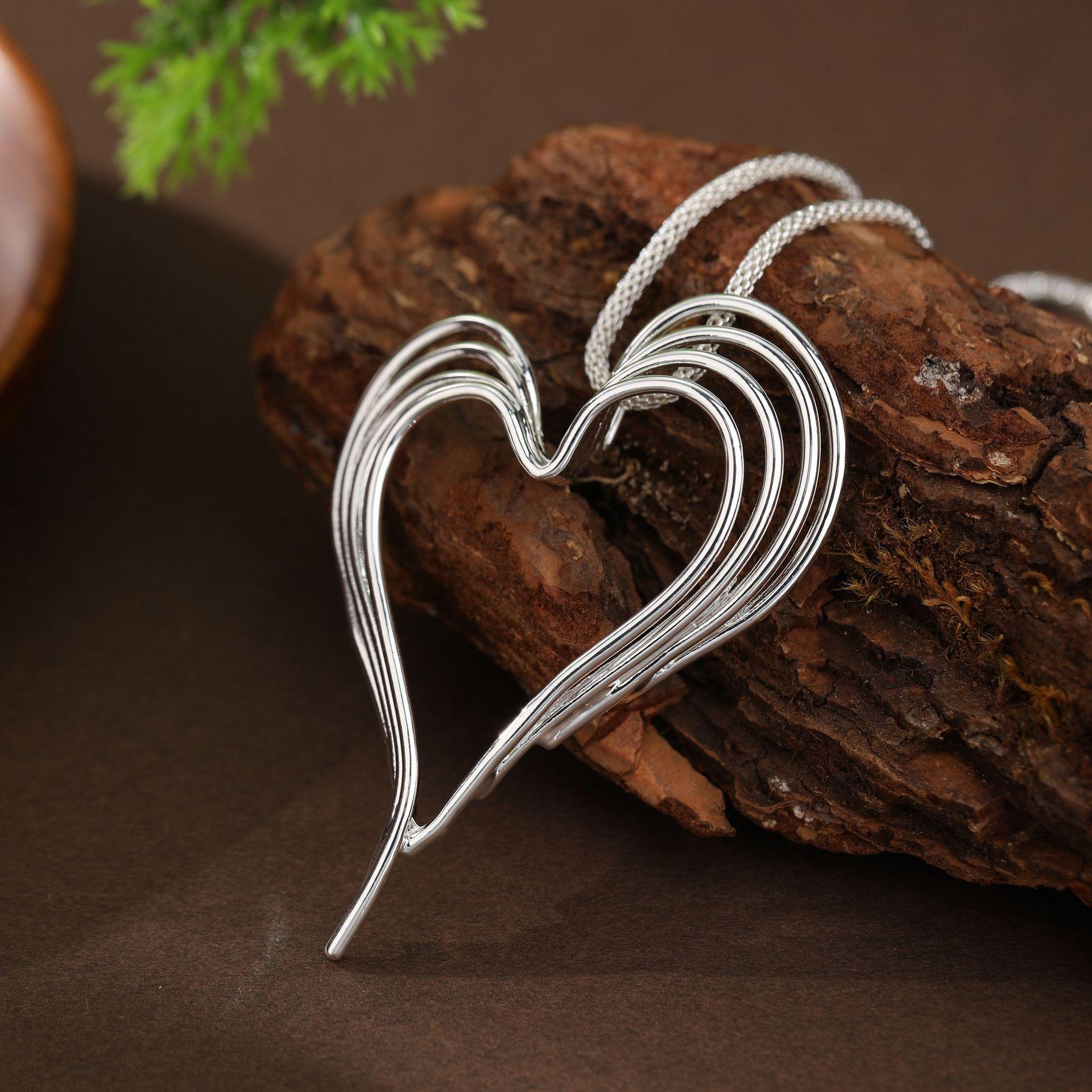 

Новая полая геометрическая линия, кулон с любовью, женская универсальная полая цепочка на шею в форме сердца, простая